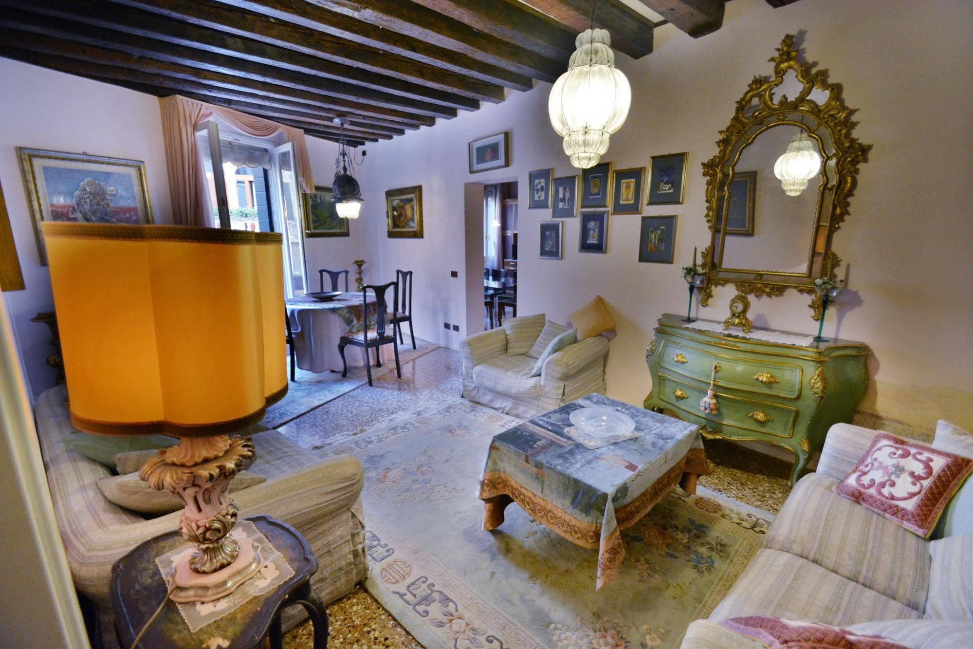 Ve.N.I.Ce. Cera Casa Del Sol Apartment Venesia Bagian luar foto